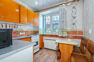 2-к квартира, 40,6 м², 1/6 эт.